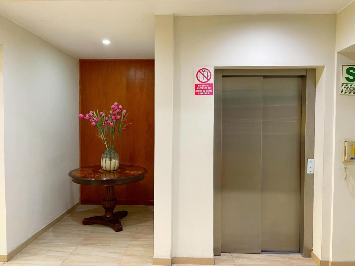 Hotel Esencia Suites リマ エクステリア 写真