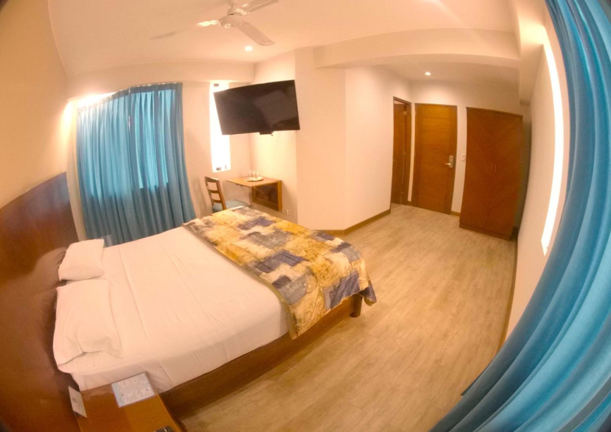 Hotel Esencia Suites リマ エクステリア 写真