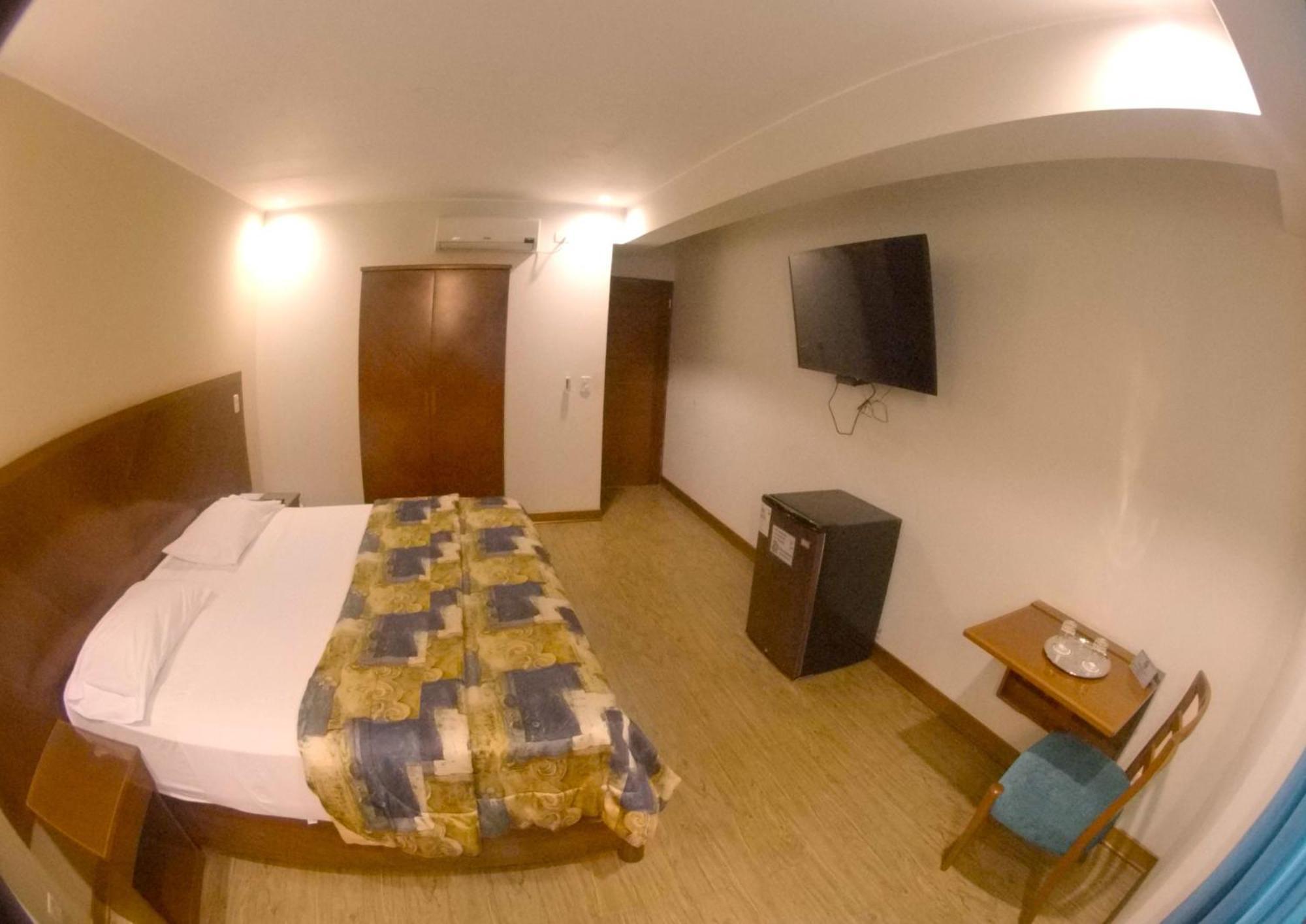 Hotel Esencia Suites リマ エクステリア 写真