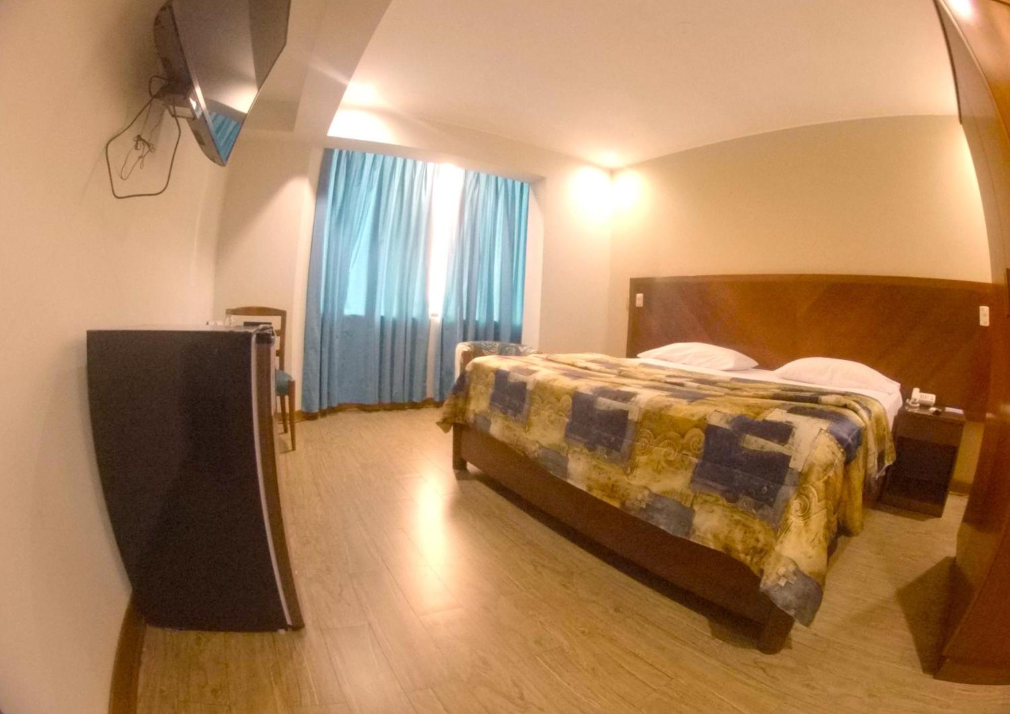 Hotel Esencia Suites リマ エクステリア 写真